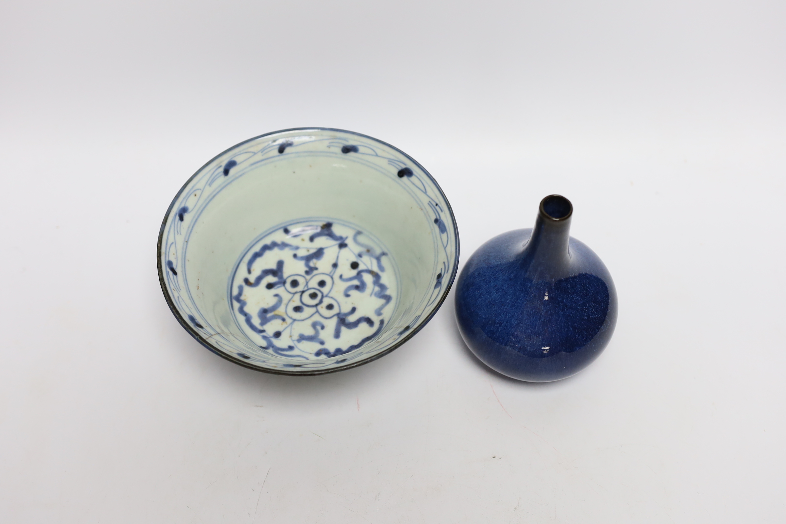 A Chinese blue and white bowl and a vase, largest 17cm in diameter